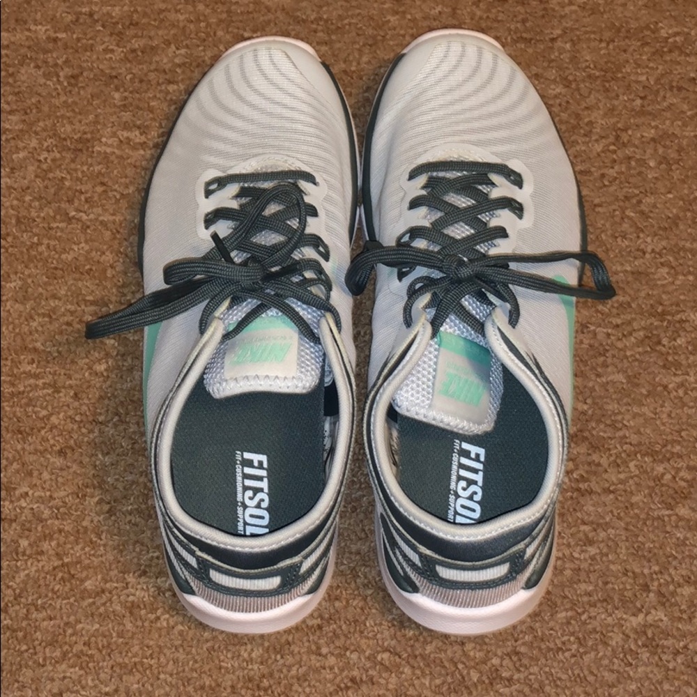 Nike flex supreme tr shoes